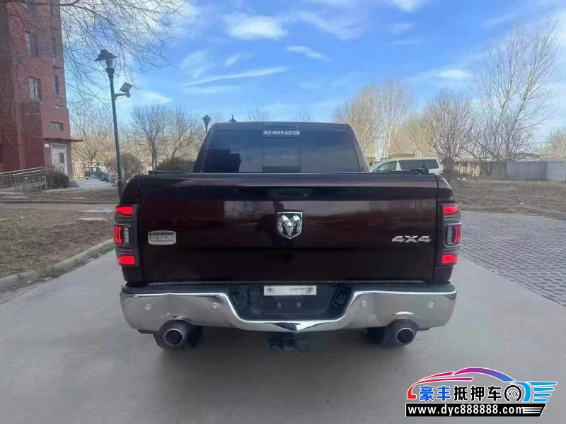 16年道奇公羊轿车抵押车出售