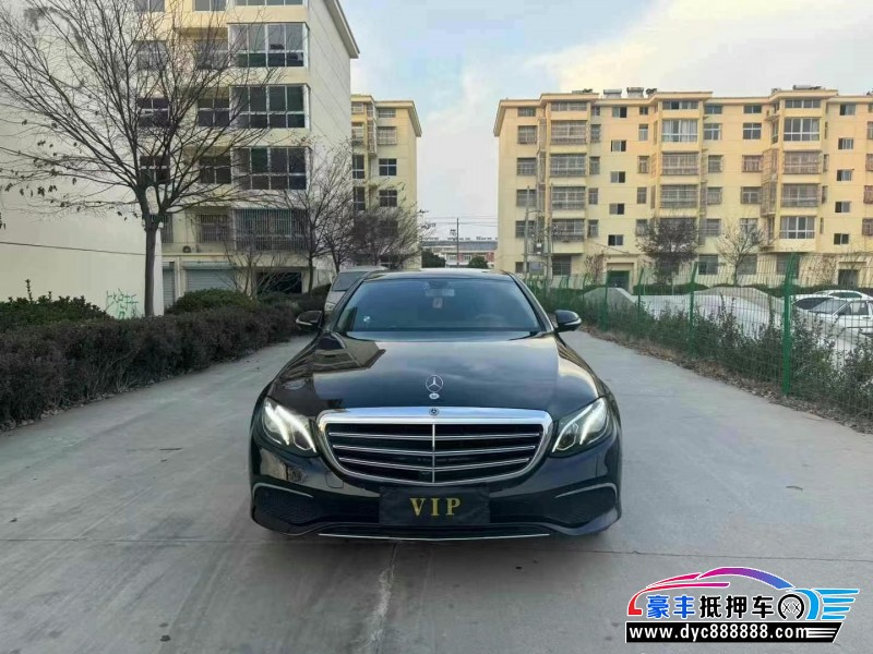 20年奔驰E轿车抵押车出售