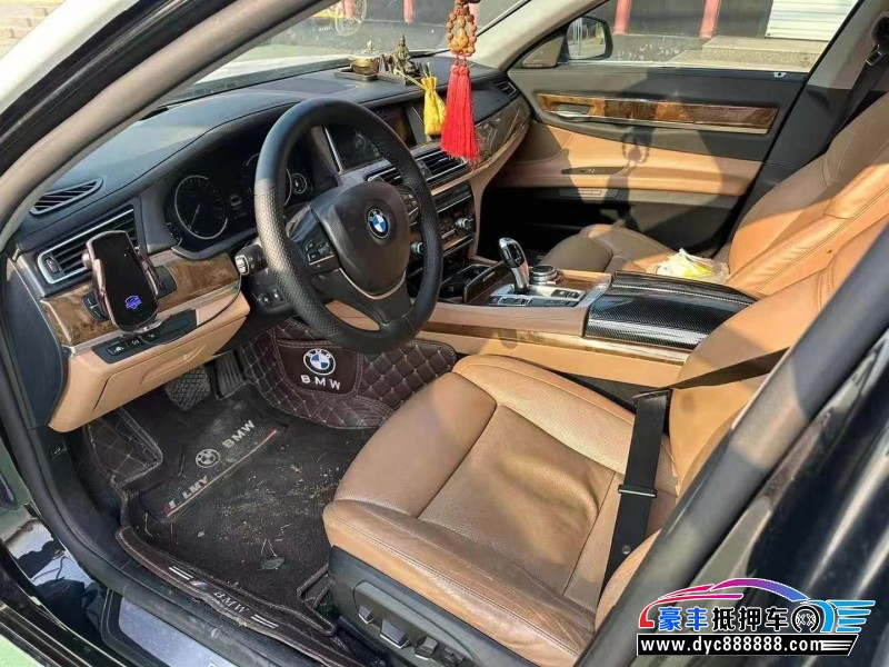 14年宝马7系轿车抵押车出售