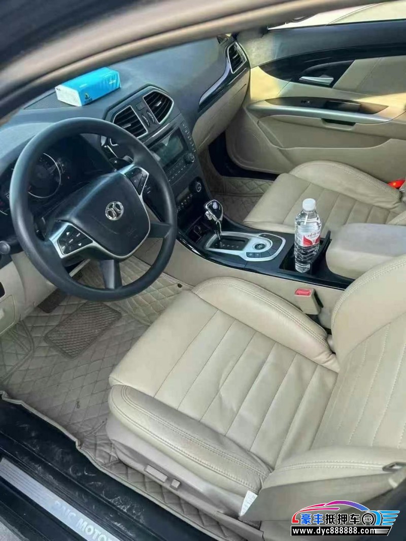 16年北汽绅宝D70轿车抵押车出售