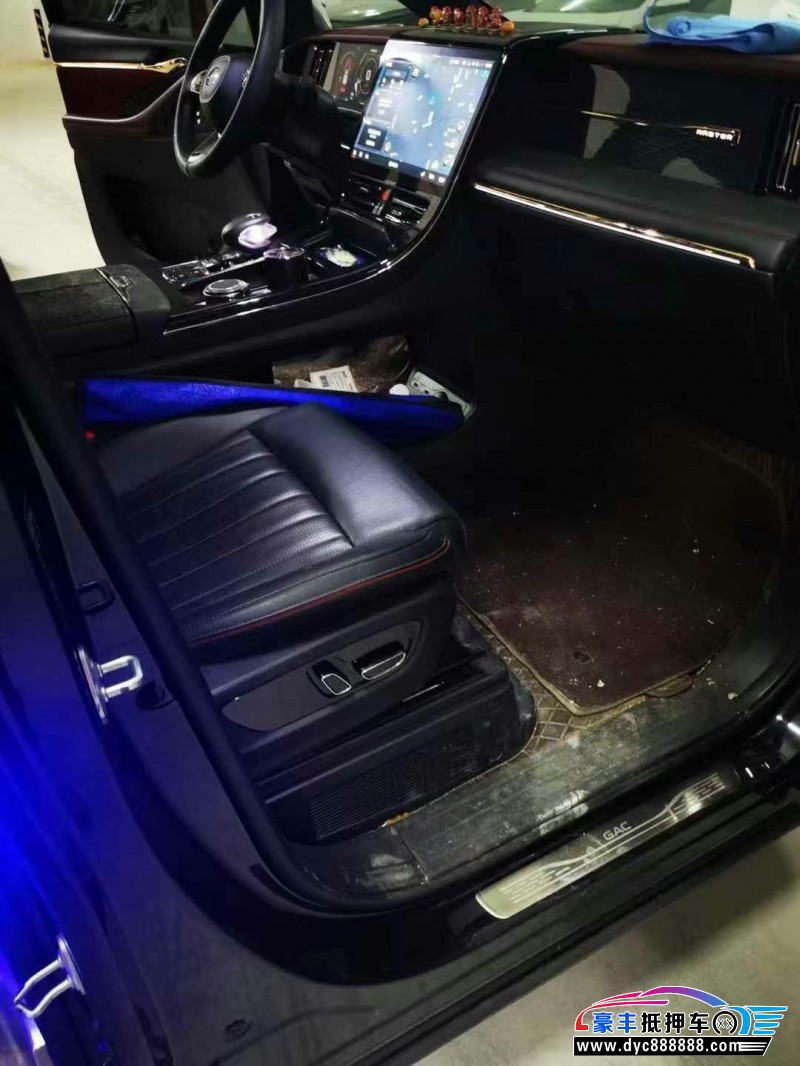 23年传祺M8轿车抵押车出售