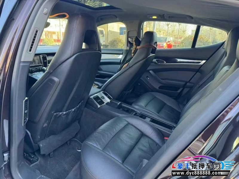 12年保时捷帕纳梅拉轿车抵押车出售