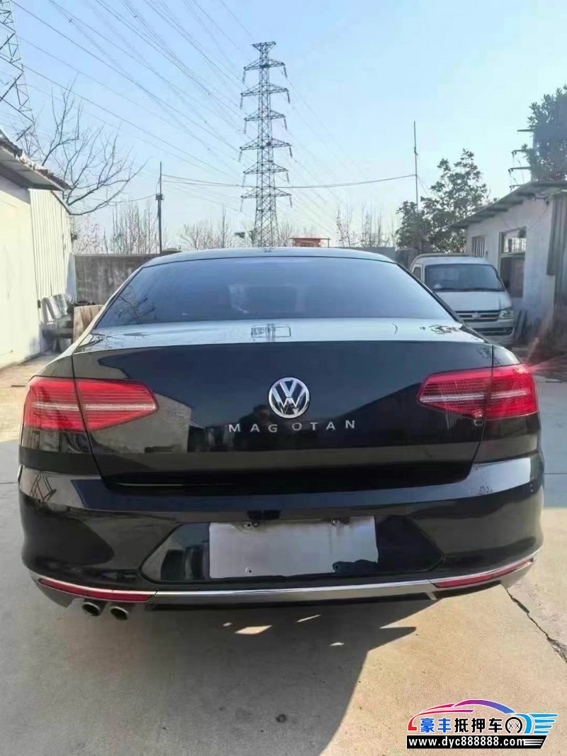 18年大众迈腾轿车抵押车出售