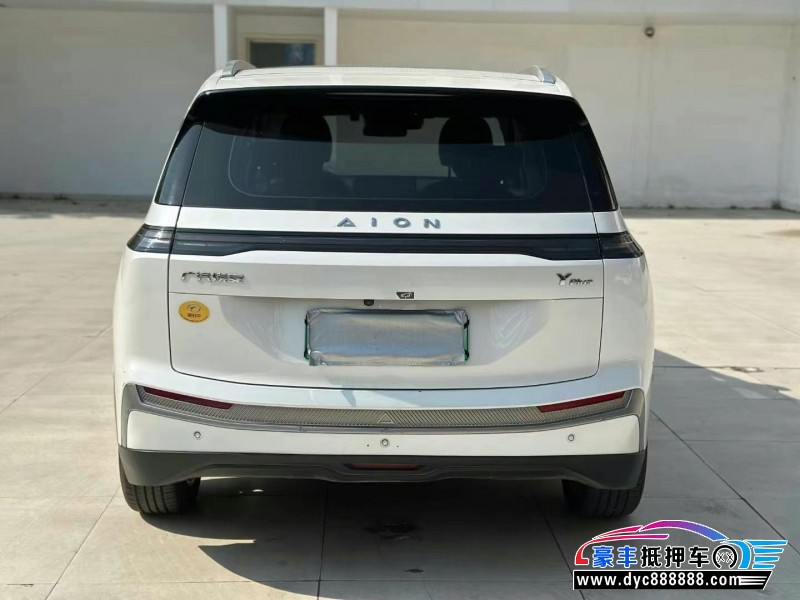 23年埃安Y70轿车抵押车出售