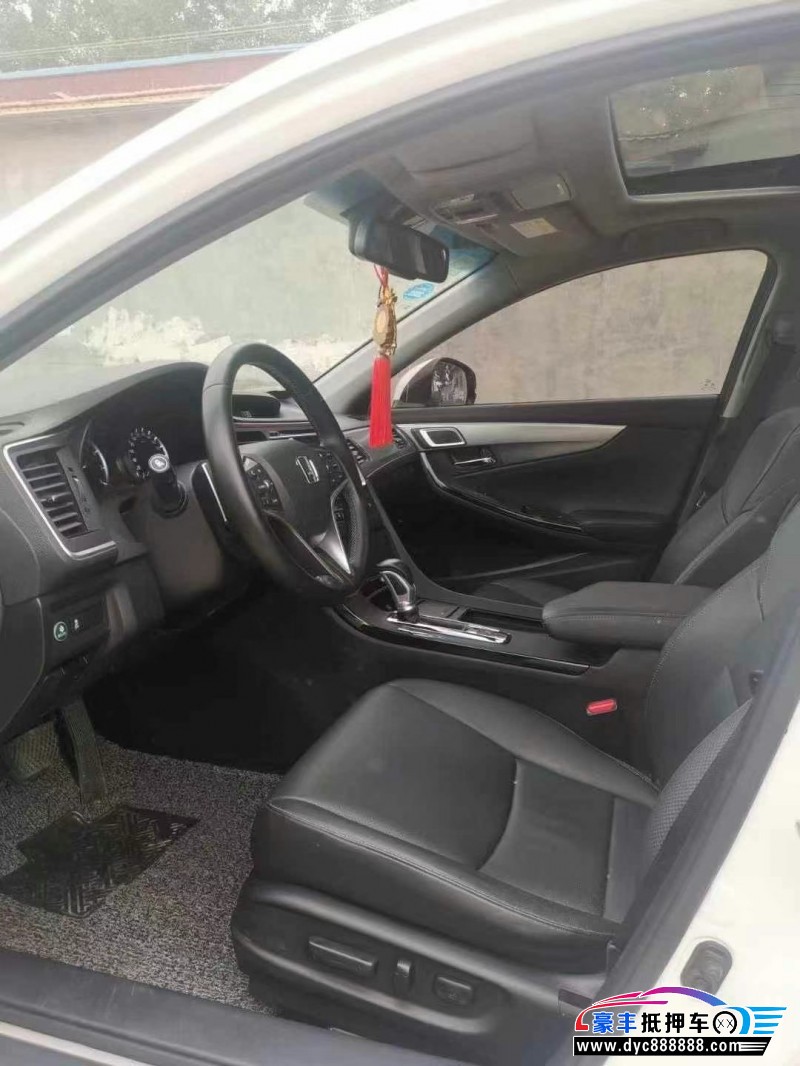 17年本田思铂睿轿车抵押车出售