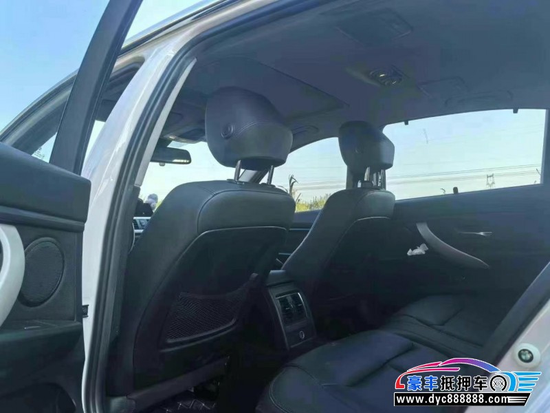 17年宝马3系轿车抵押车出售