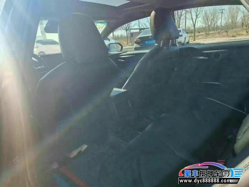 21年丰田亚洲龙轿车抵押车出售