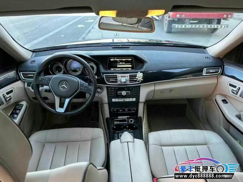 15年奔驰E轿车抵押车出售