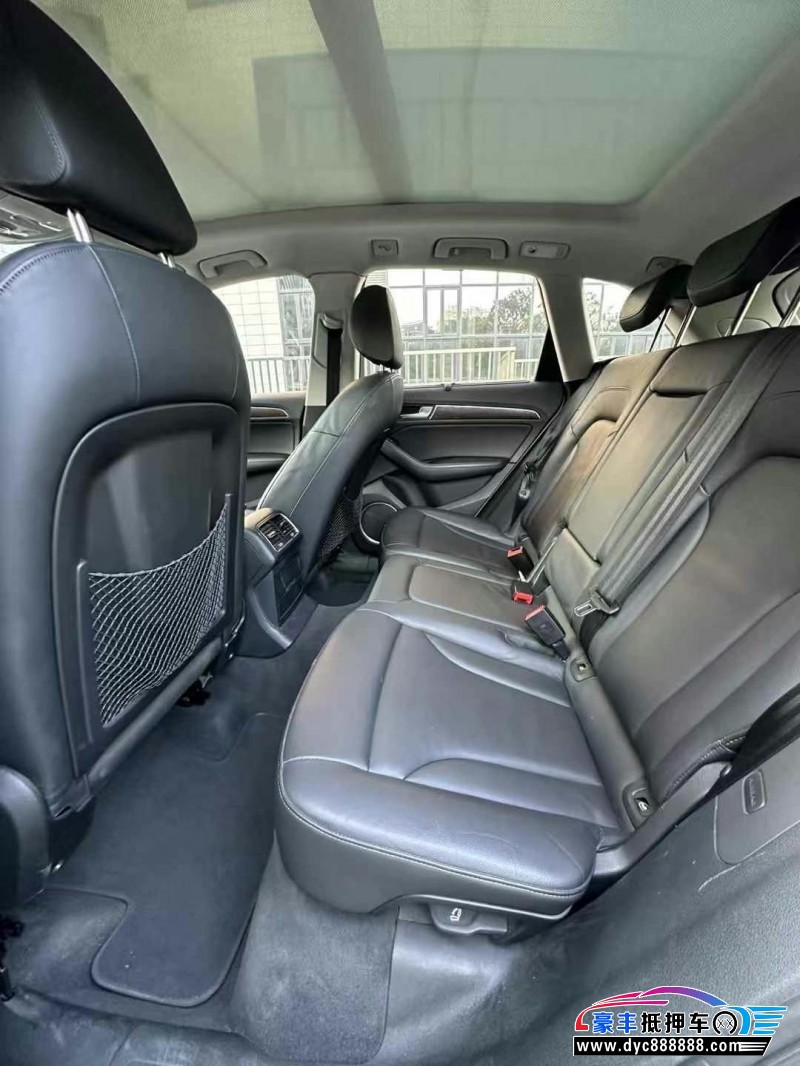 15年奥迪Q5轿车抵押车出售