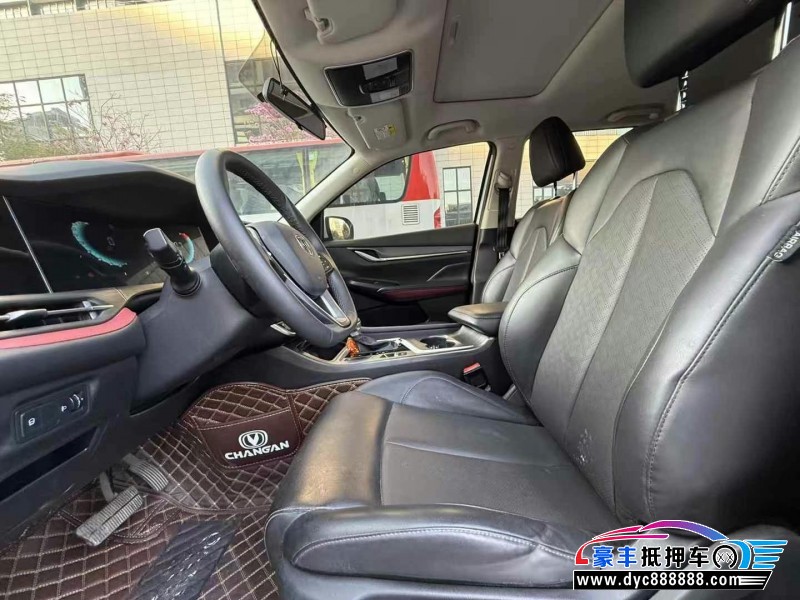 20年长安长安CS55轿车抵押车出售