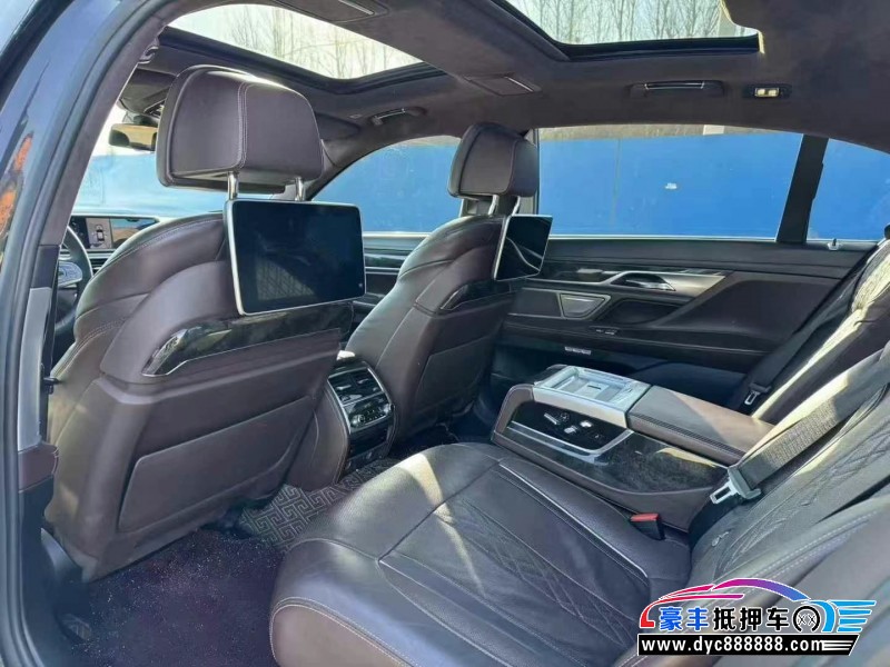 16年宝马7系轿车抵押车出售