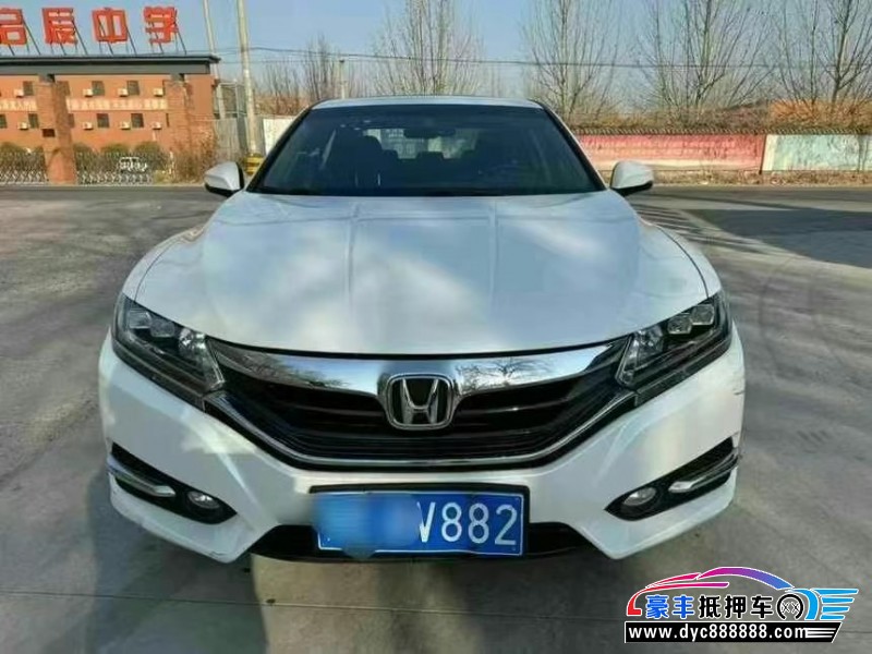 17年本田思铂睿轿车抵押车出售