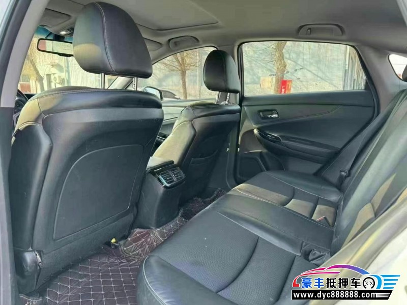 17年本田思铂睿轿车抵押车出售