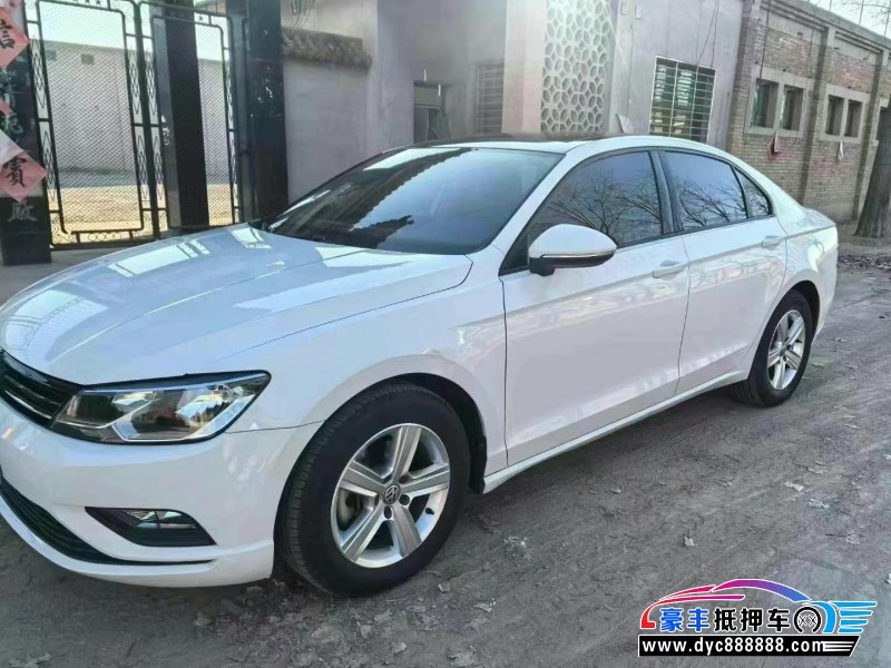 18年大众凌渡轿车抵押车出售