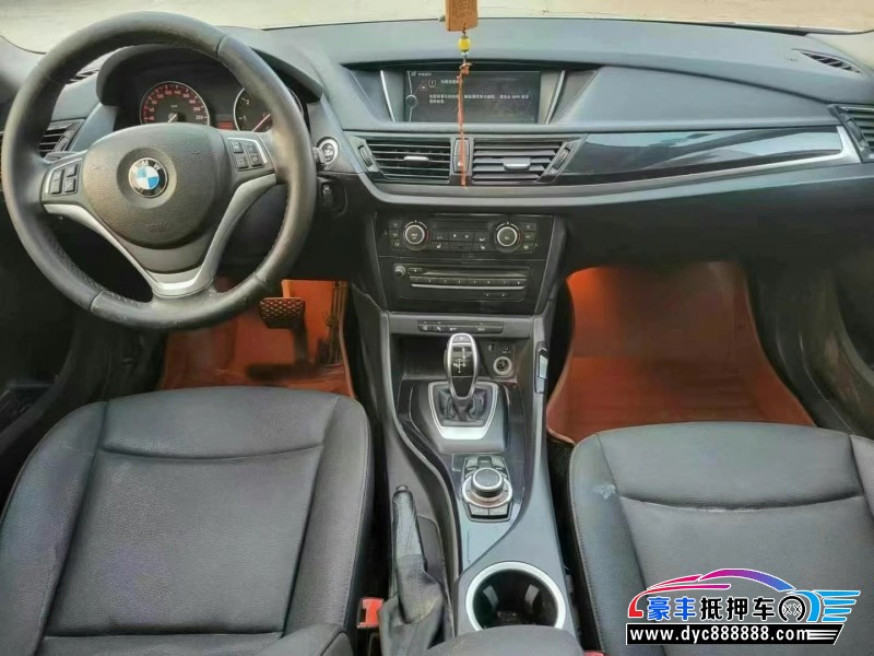 15年宝马X1轿车抵押车出售