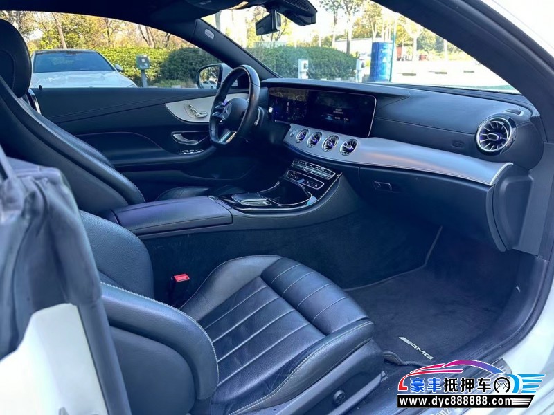 21年奔驰E轿车抵押车出售