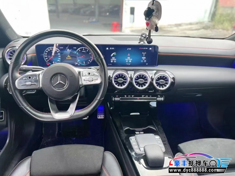 21年奔驰CLA轿车抵押车出售