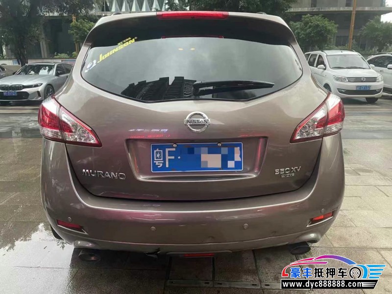 11年日产楼兰轿车抵押车出售