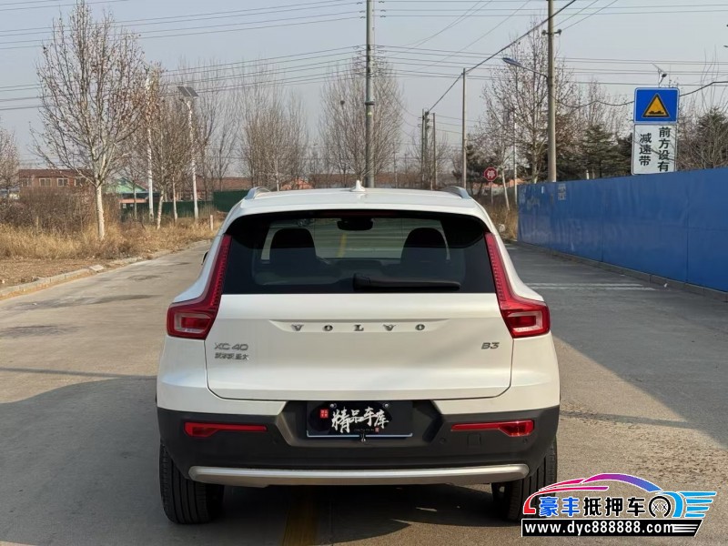 23年沃尔沃XC40轿车抵押车出售