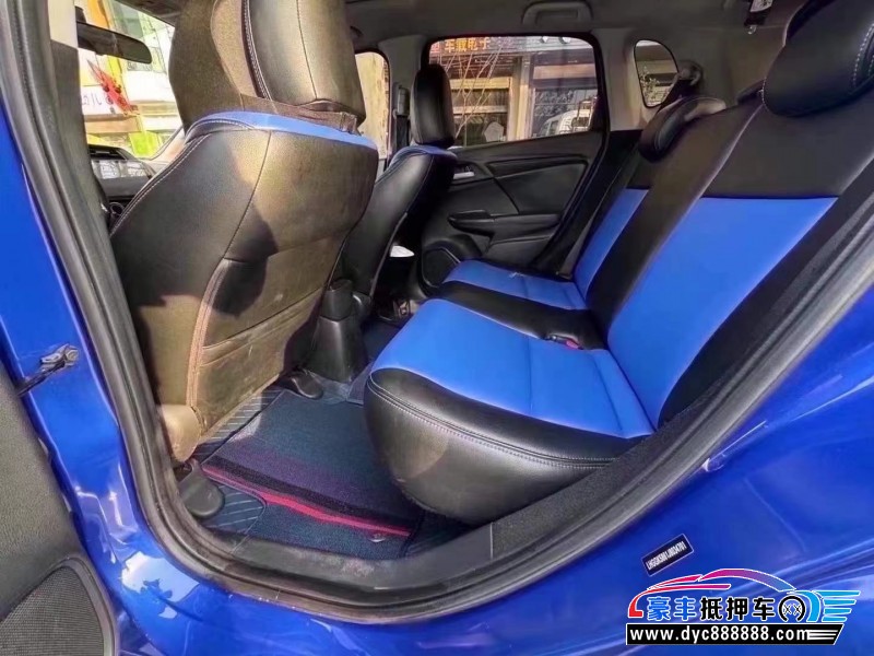 18年本田飞度轿车抵押车出售