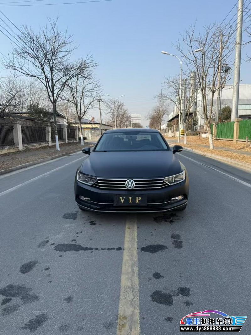 19年大众迈腾轿车抵押车出售