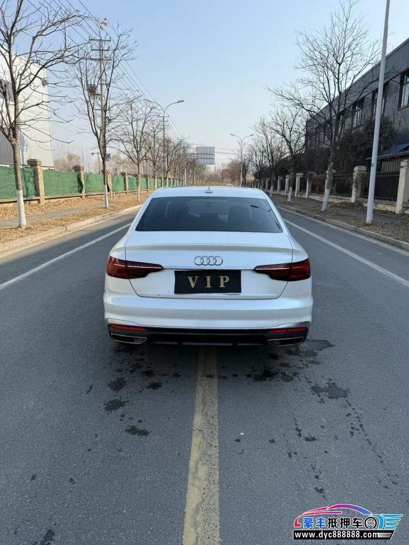 22年奥迪A4L轿车抵押车出售