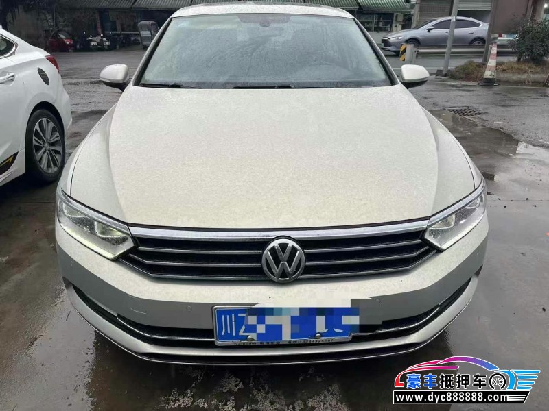 18年大众迈腾轿车抵押车出售