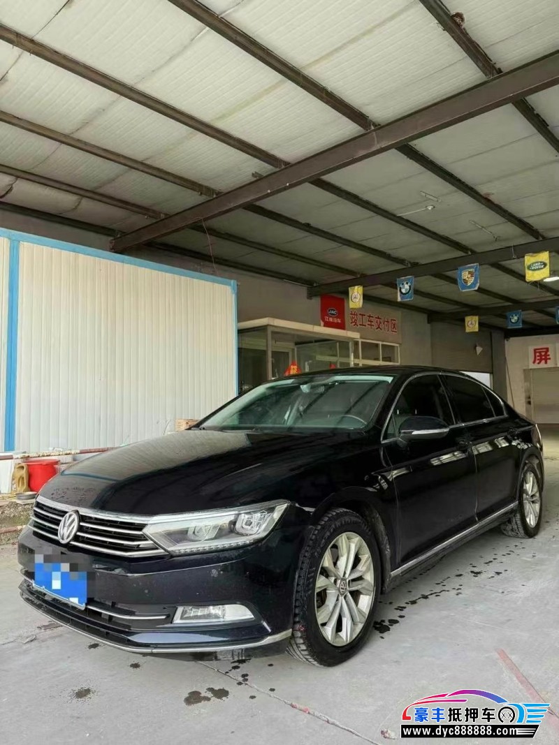 18年大众迈腾轿车抵押车出售
