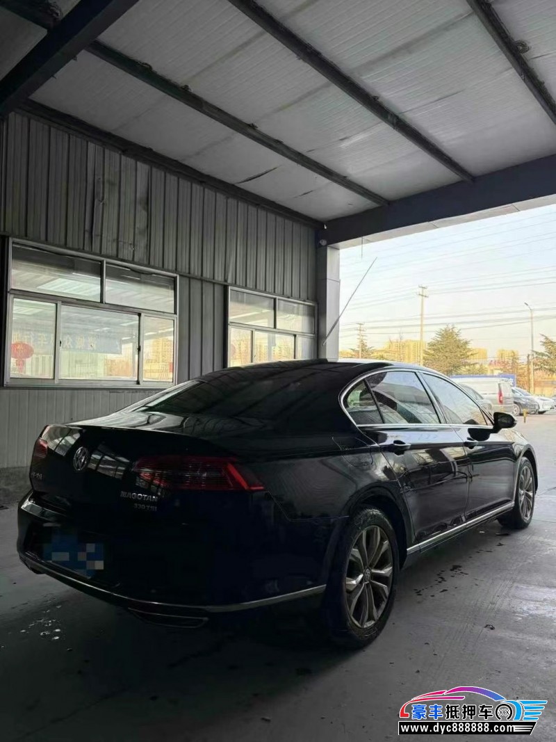 18年大众迈腾轿车抵押车出售