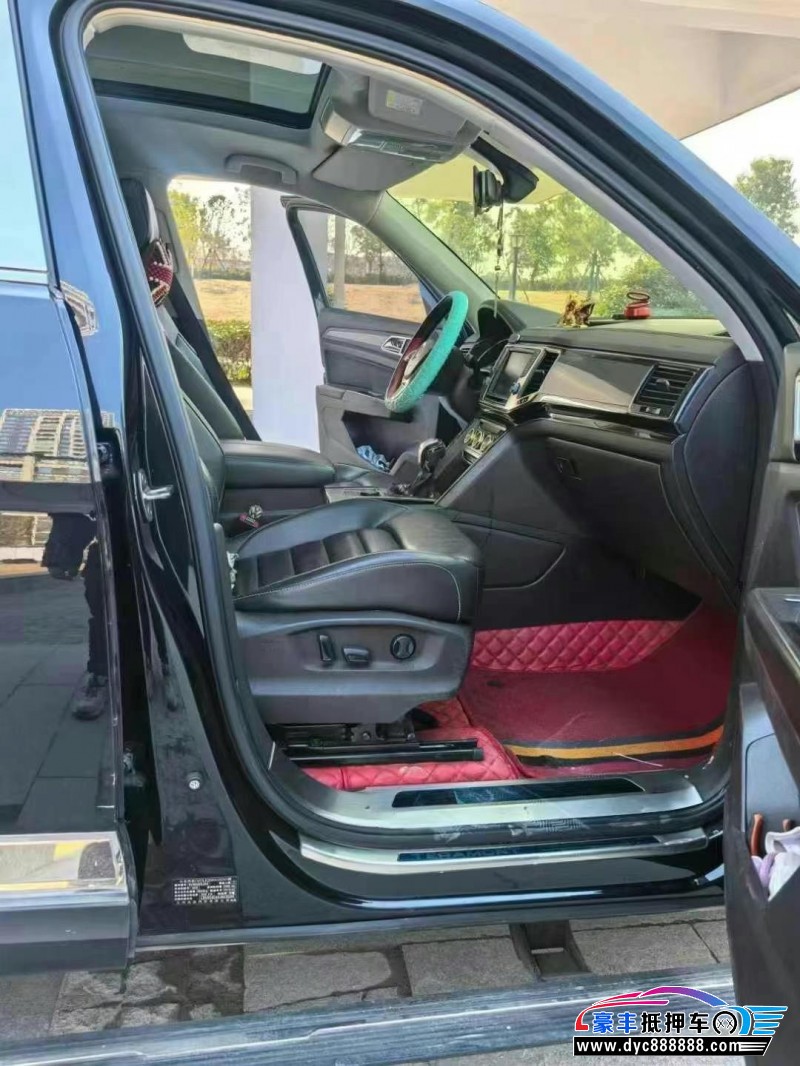 18年大众途昂轿车抵押车出售