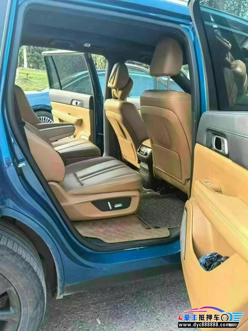 21年理想ONE轿车抵押车出售