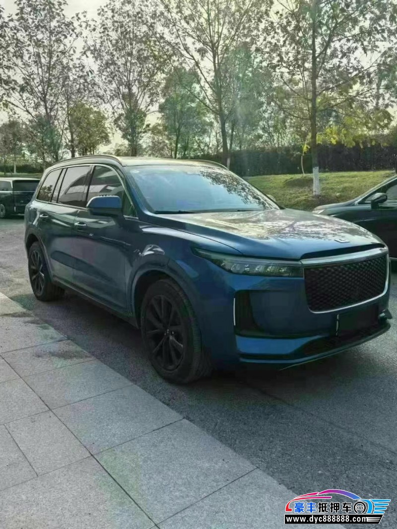 21年理想ONE轿车抵押车出售