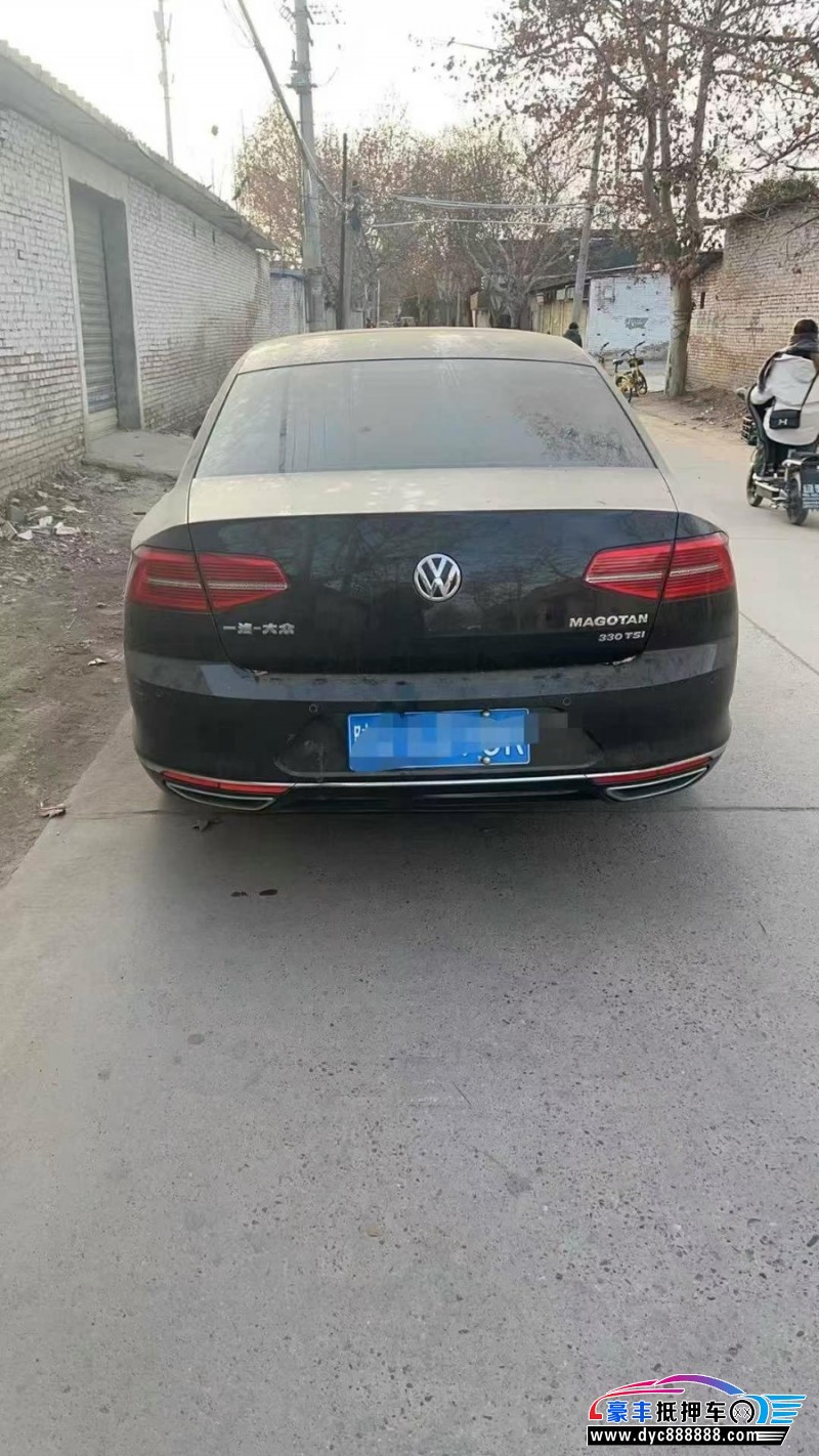 17年大众迈腾轿车抵押车出售