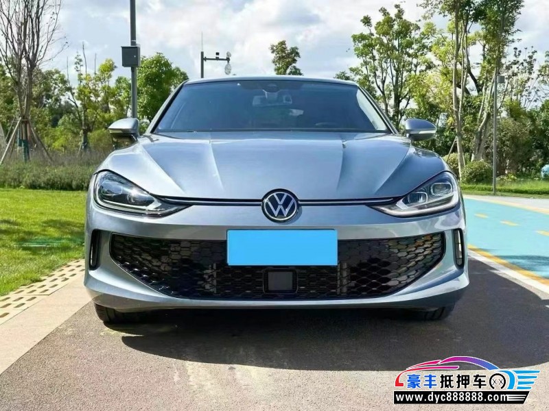 22年大众凌渡轿车抵押车出售