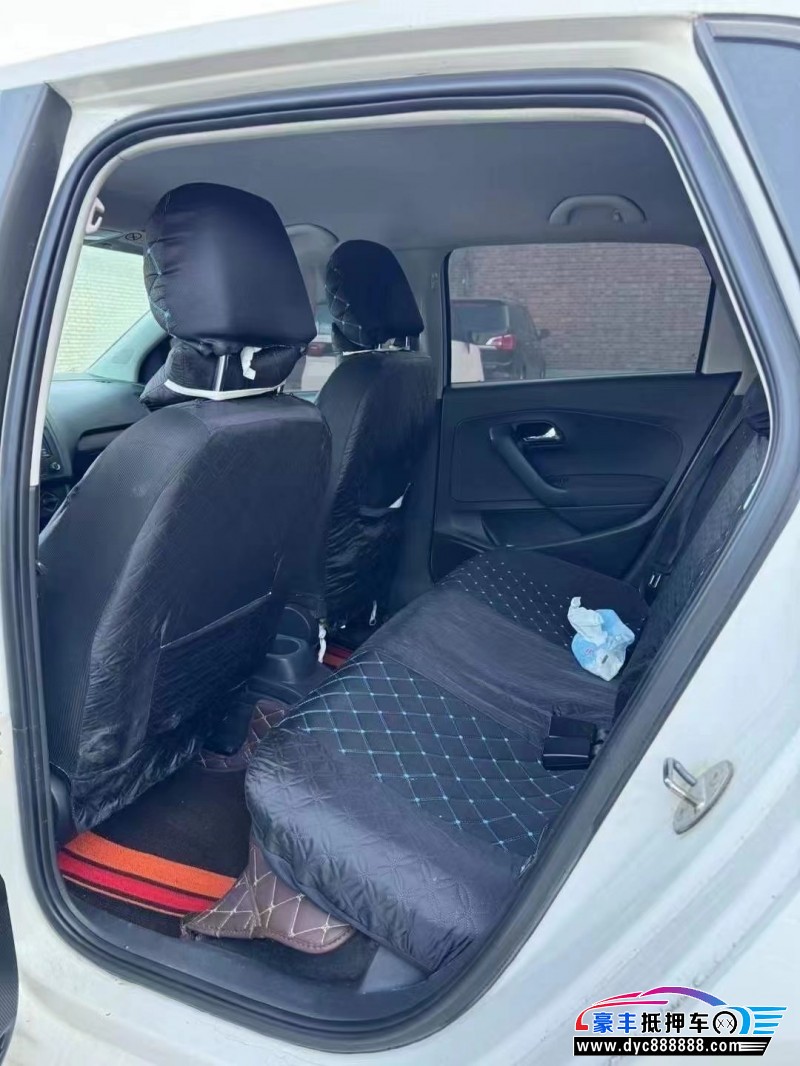 15年大众polo轿车抵押车出售