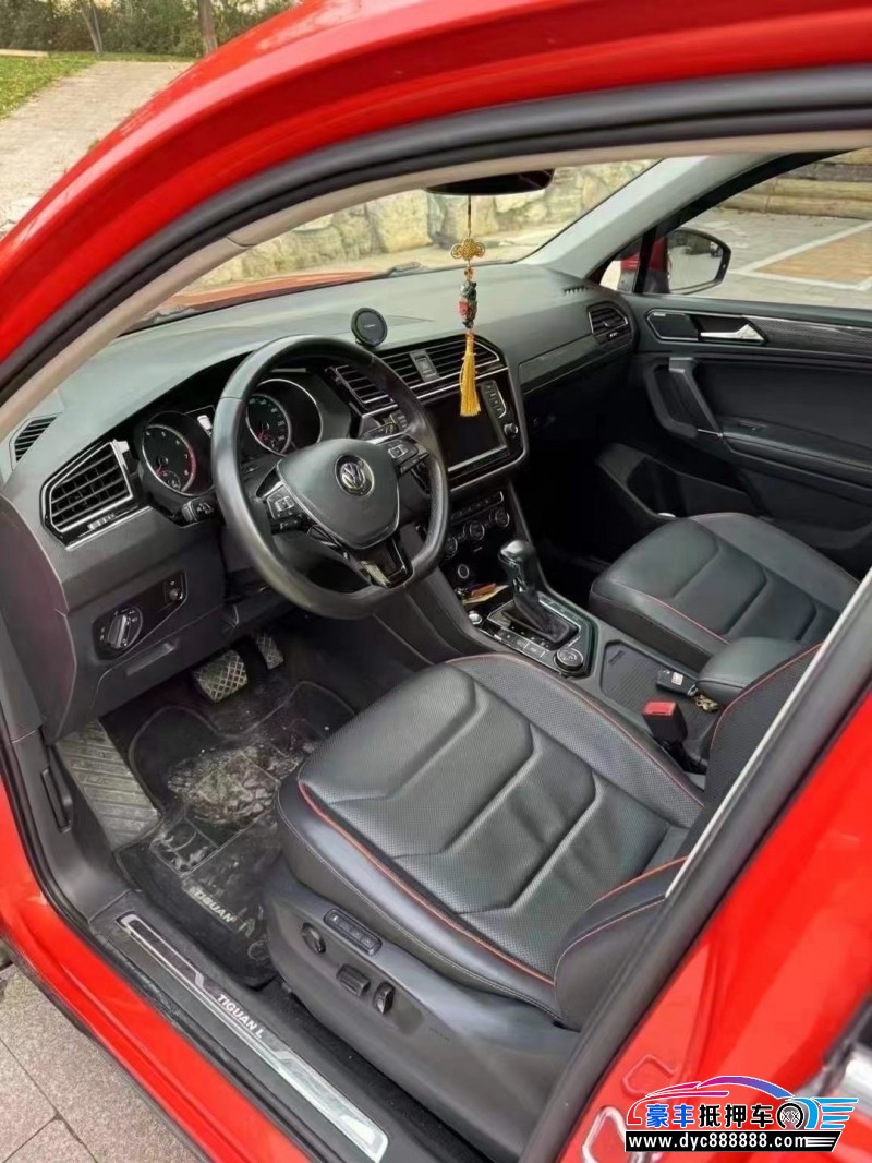 17年大众途观轿车抵押车出售