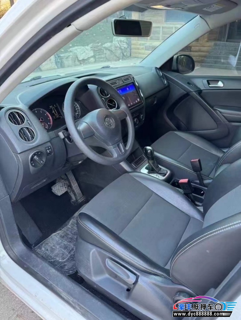 17年大众途观轿车抵押车出售