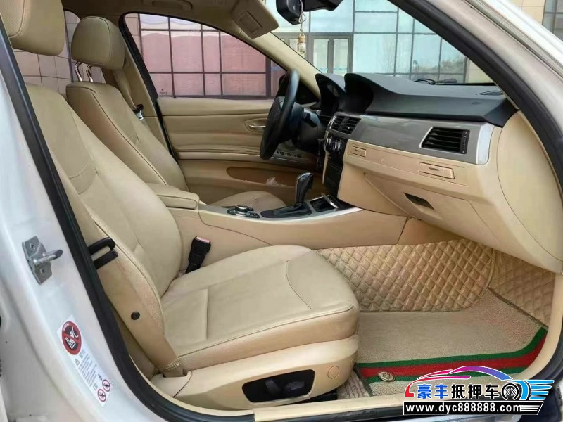 11年宝马3系轿车抵押车出售