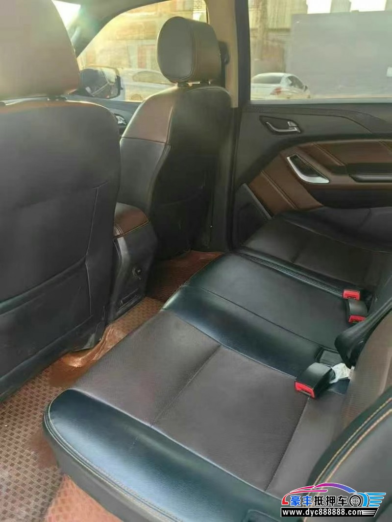 16年江铃驭胜轿车抵押车出售