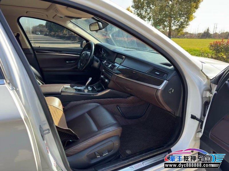 13年宝马5系轿车抵押车出售