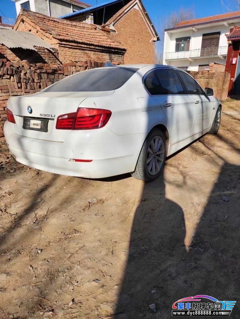 13年宝马5系轿车抵押车出售