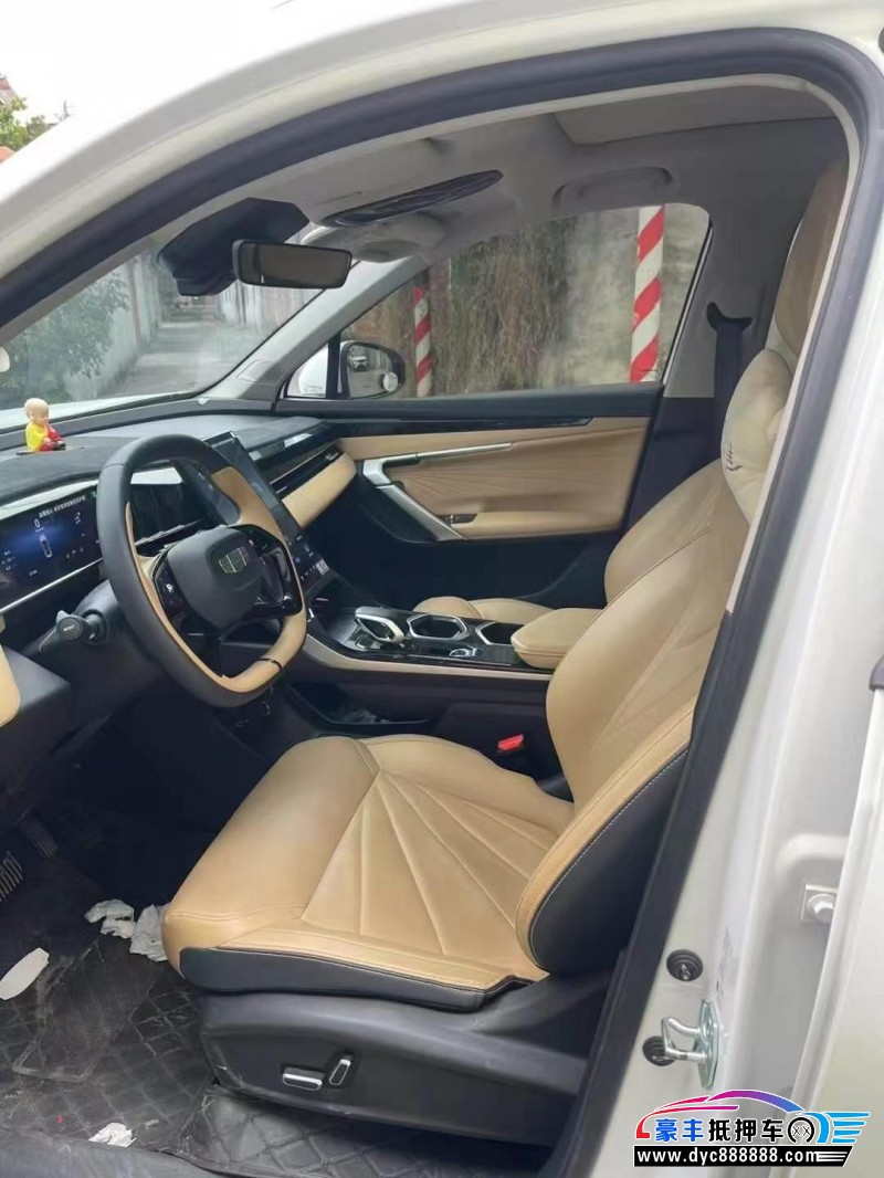 23年吉利博越轿车抵押车出售