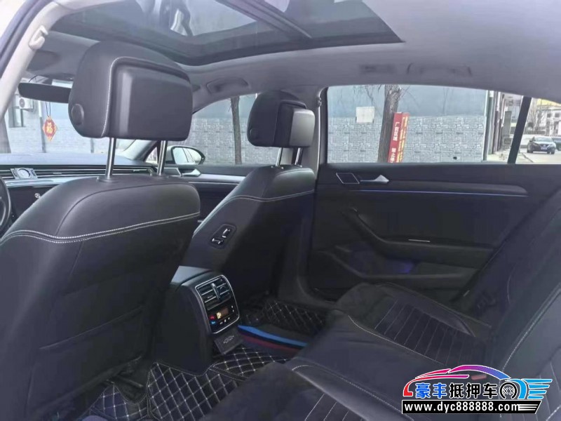 20年大众迈腾轿车抵押车出售