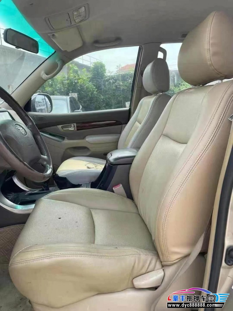 05年丰田普拉多（霸道）轿车抵押车出售