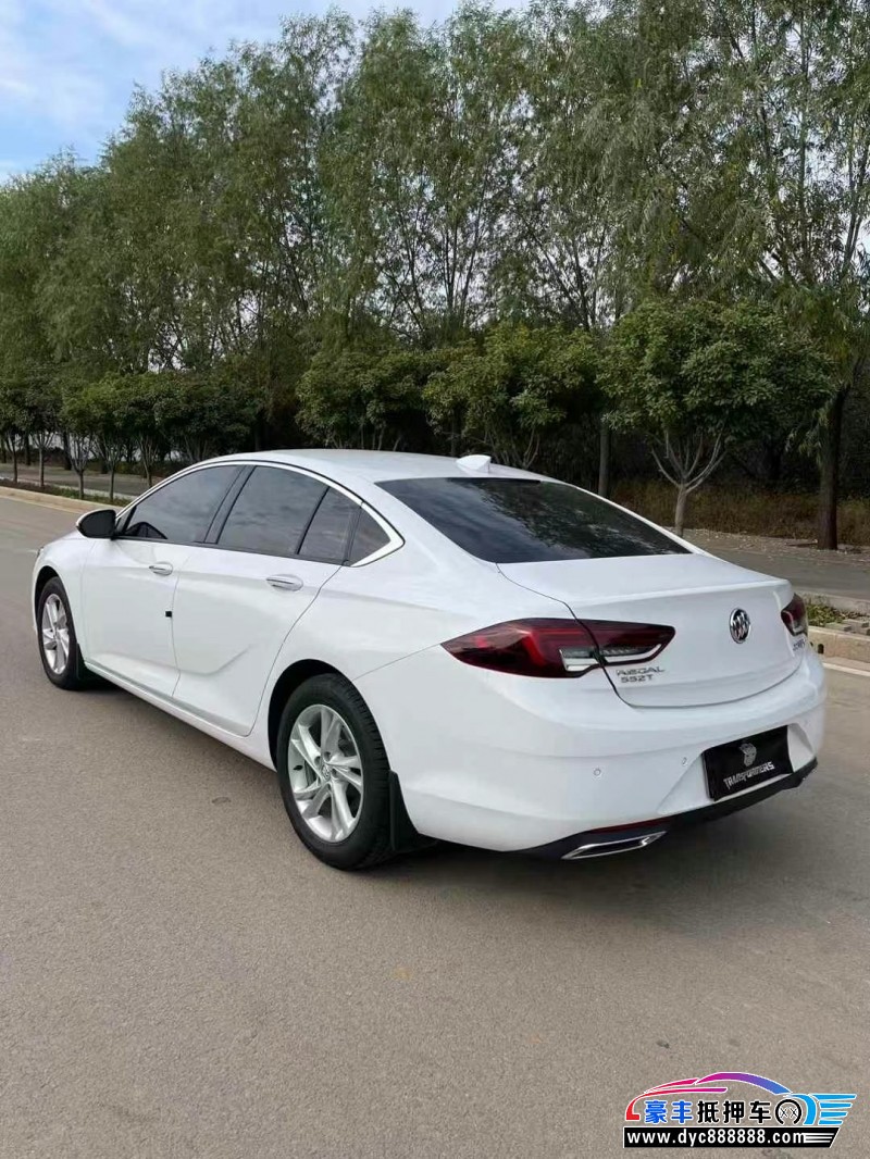 22年别克君威轿车抵押车出售