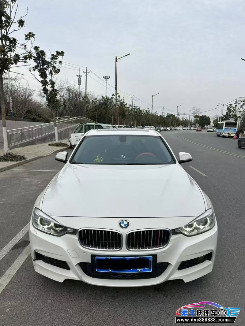 13年宝马3系轿车抵押车出售