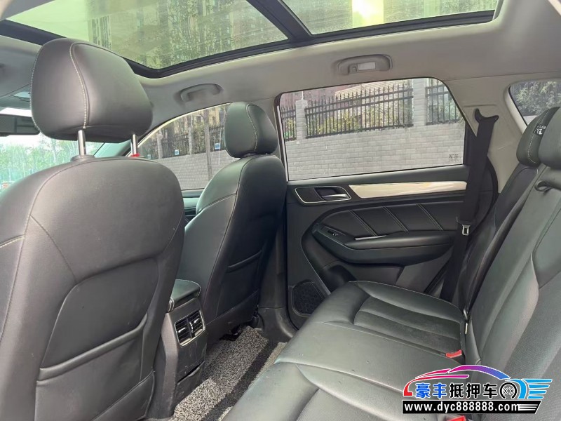 18年荣威RX5轿车抵押车出售