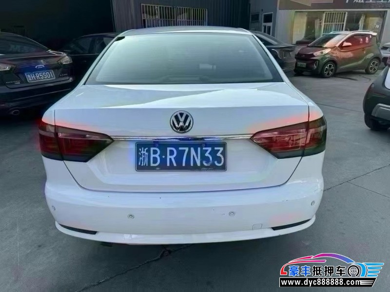 14年大众朗逸轿车抵押车出售