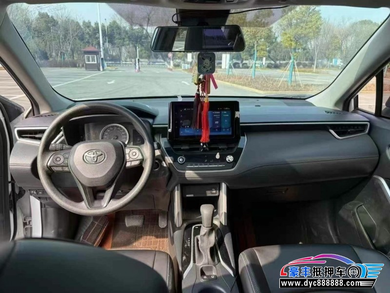 23年丰田锐放轿车抵押车出售