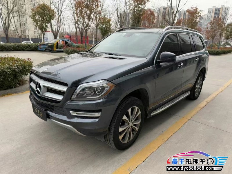 14年奔驰GL轿车抵押车出售